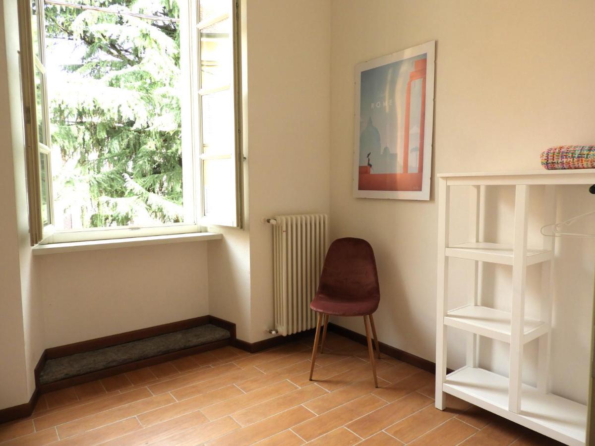 Villa Maghetti - Modernized Flat In Historic Palazzo In The Center Of Luino Zewnętrze zdjęcie